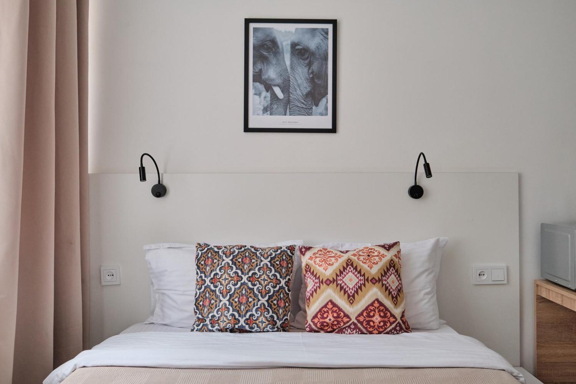 Seven City Apartments Semey Buitenkant foto