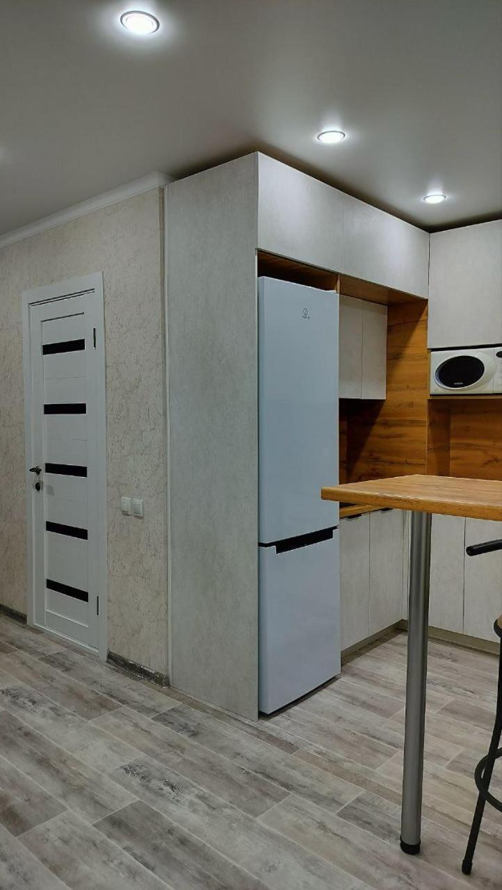 Seven City Apartments Semey Buitenkant foto