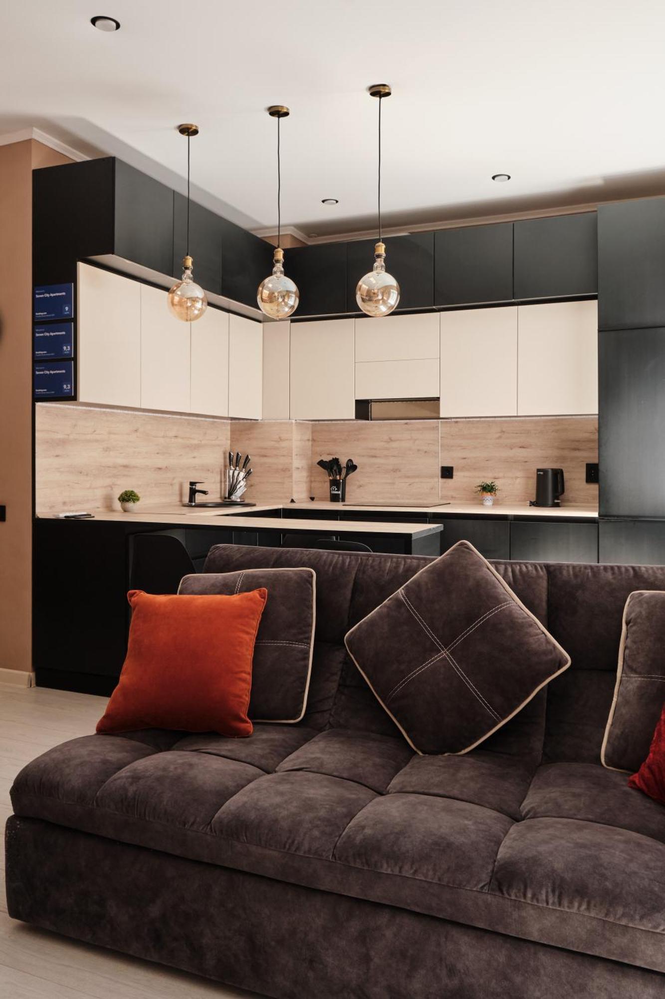 Seven City Apartments Semey Buitenkant foto